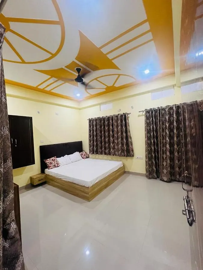 Apartment By Xoyo Varanasi